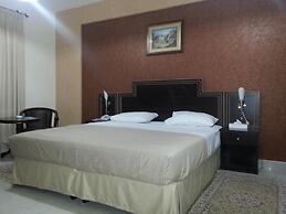 Dolphin Hotel