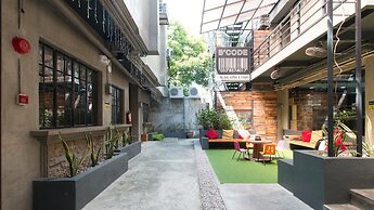 RedDoorz Plus @ Taft North Mandurriao