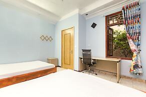 Chikoo Homestay