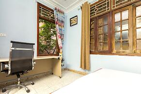 Chikoo Homestay