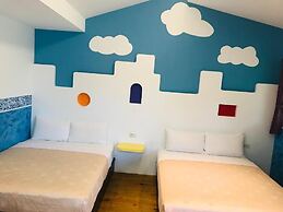 J Lin Hostel