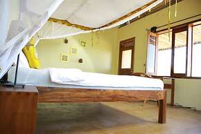 Kikonko Lodge