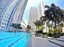 Grass Residences - Condo