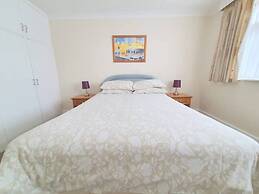 2-bed Flat With Superfast Wi-fi DW Lettings 9WW