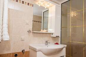 Seaview Flat In An Olive Grove By The Beach