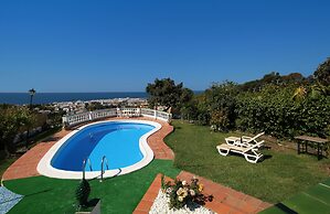 1070 Villa Rosario