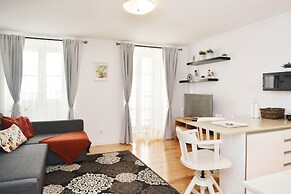 Santana Apartment