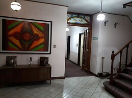 Hotel Alcazar