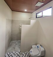 Cotingas Ocean View