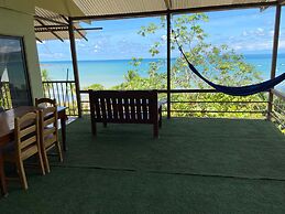 Cotingas Ocean View