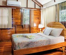 Cotingas Ocean View