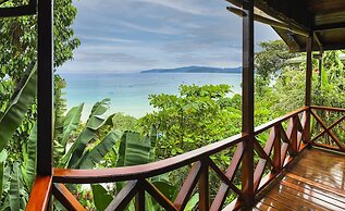 Cotingas Ocean View