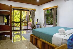 Cotingas Ocean View