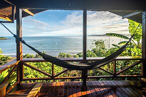 Cotingas Ocean View