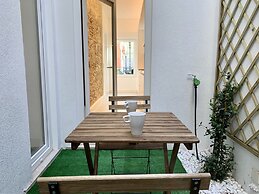 Home Out City House