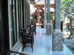 Villa Green House