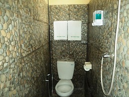 Villa Green House
