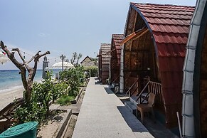 Road Beach Villa