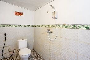 Road Beach Villa