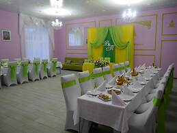 Mini-Hotel Kompleks Parus