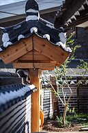 BongHwangJae Hanok