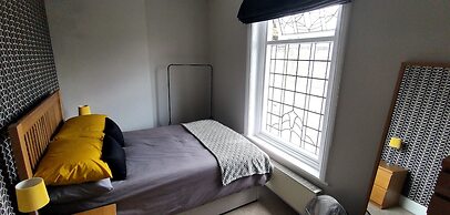 Heritage Millworkers Cosy Cottage