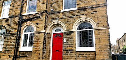 Heritage Millworkers Cosy Cottage