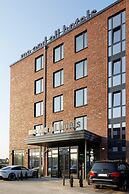 Me and All Hotel Kiel, by Hyatt
