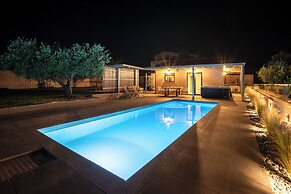 Onarlxuryvillas