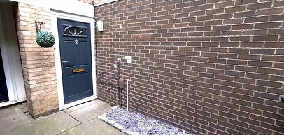 Superb Townhouse Parking 5