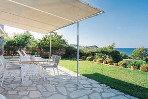 Anthoula's House