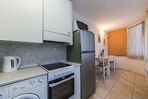 Stylish Apartment Close ot the Opera
