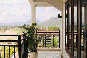 Consiana Vang Vieng Hotel
