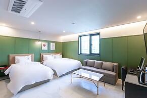 Brown Dot Hotel Sasang Renecite