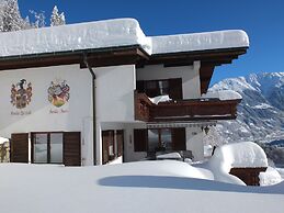 Haus Glasella