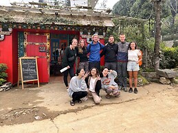 Saigonese Trekking House - Hostel
