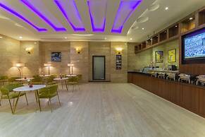 Hyatt Buyutat Service Apartments