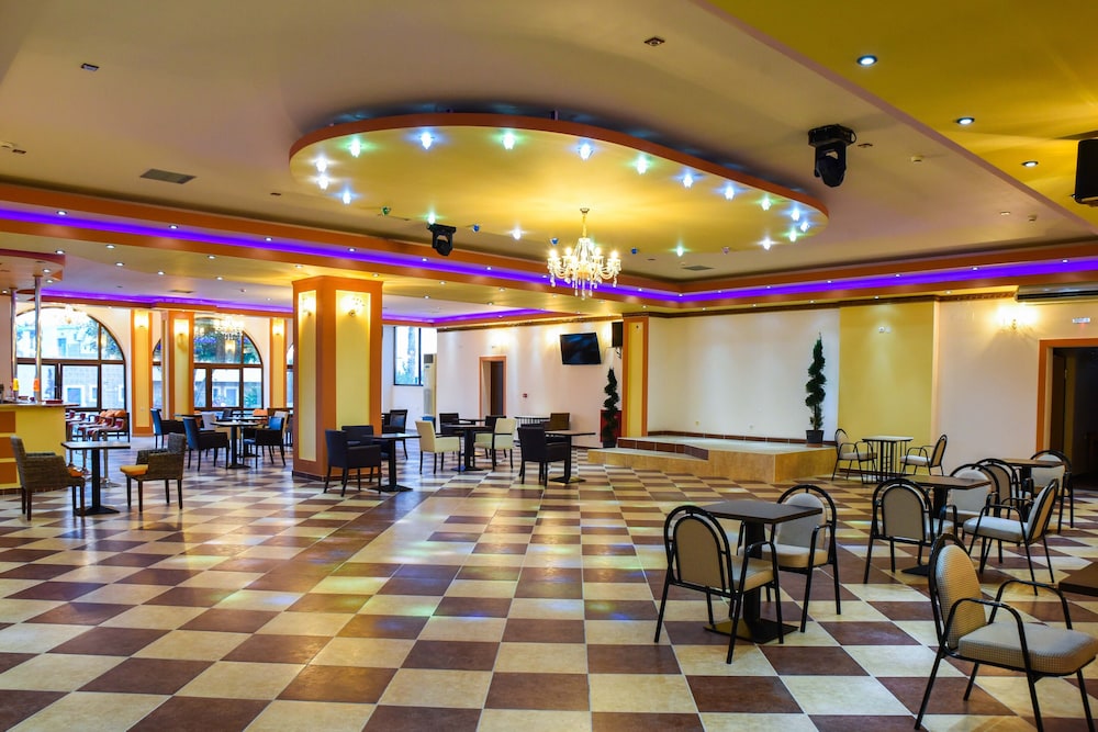 Chrysoula Hotel & Apartments