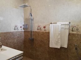 Hotel Akashayaam