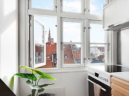 Saint - Nice 1-bdr Apt by the Canals