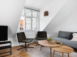 Saint - Nice 1-bdr Apt by the Canals