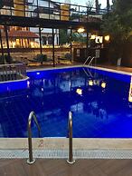 Derin Luxury Hotel