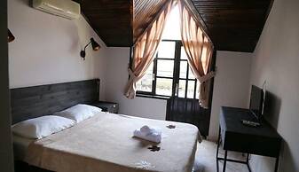 Derin Luxury Hotel
