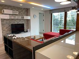 Aura Suites