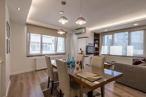 Aura Suites