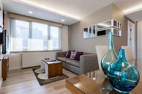 Aura Suites