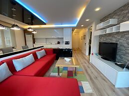 Aura Suites
