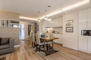Aura Suites
