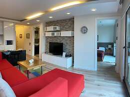 Aura Suites
