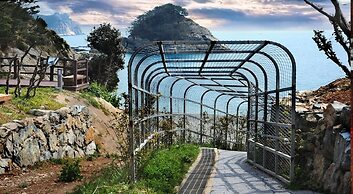 Geoje Floria Pension